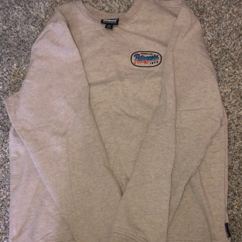 Patagonia cream crew neck size XS